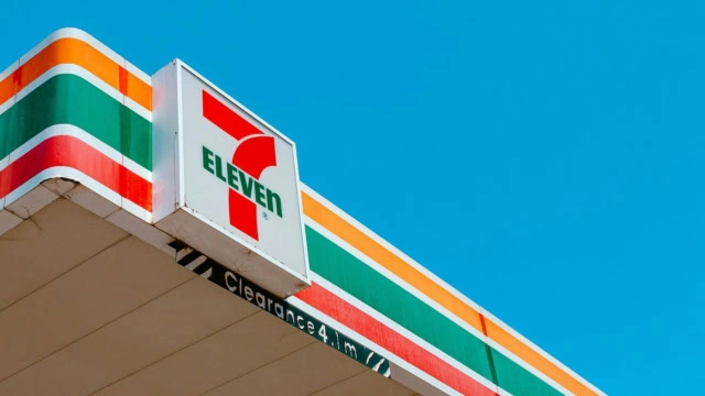 7 eleven josh chiodo unsplash