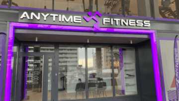 entrada de gimnasio anytime fitness