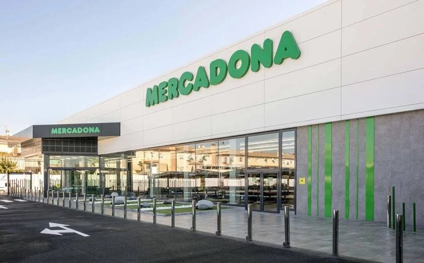 fachada supermercado mercadona