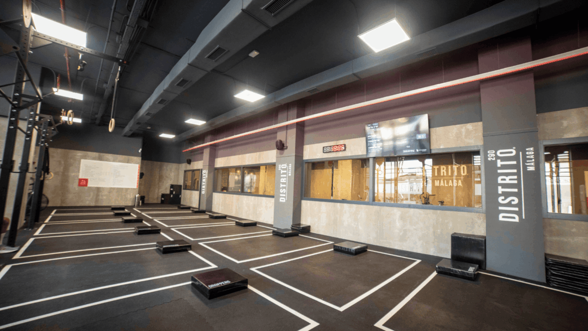 interior centro deporte distrito estudio