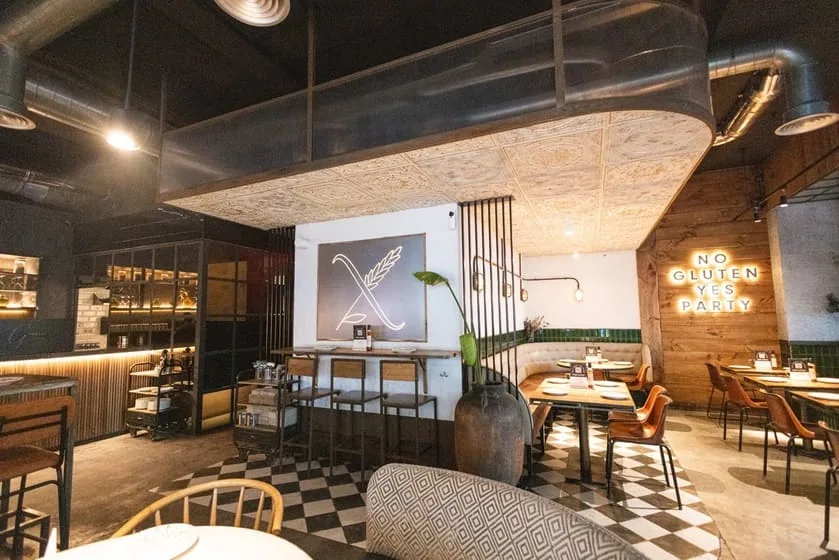 interior pizzería grosso napoletano