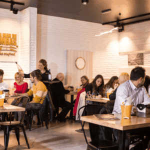 interior restaurante la mar de gambas