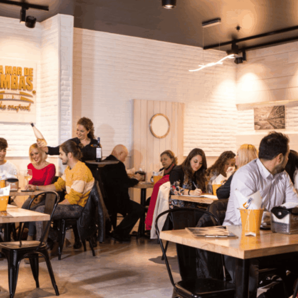 interior restaurante la mar de gambas