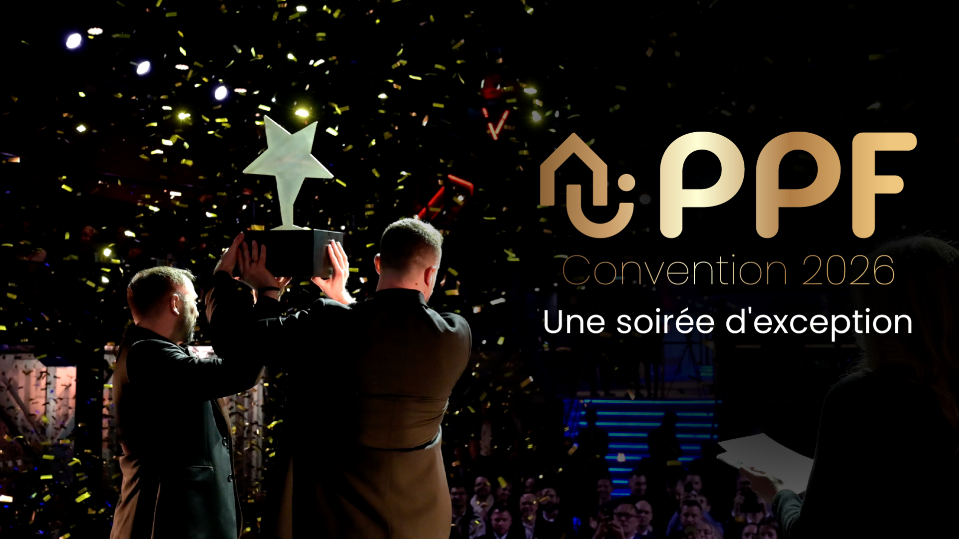 vue d'en haut de la tour eiffel et de la seine