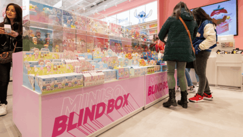 regalos interior tienda miniso