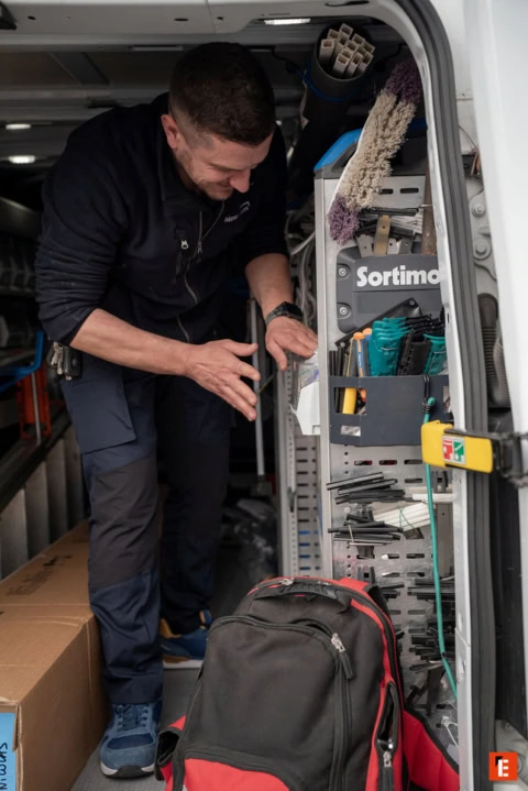 franchise repar'stores 7