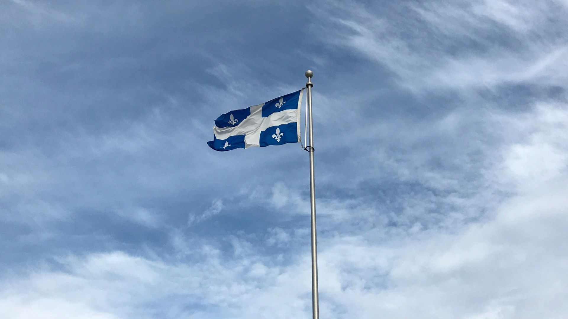 drapeau du quebec