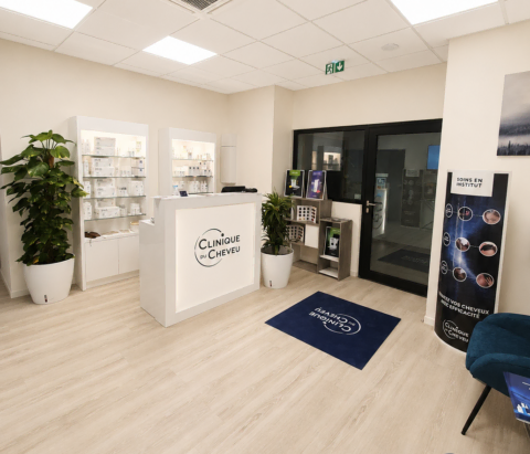 soins du cuir chevelu : appareil et sérum