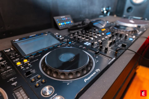 Franchise DJ LAB 3