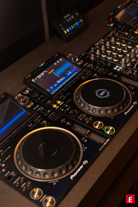 Franchise DJ LAB 6