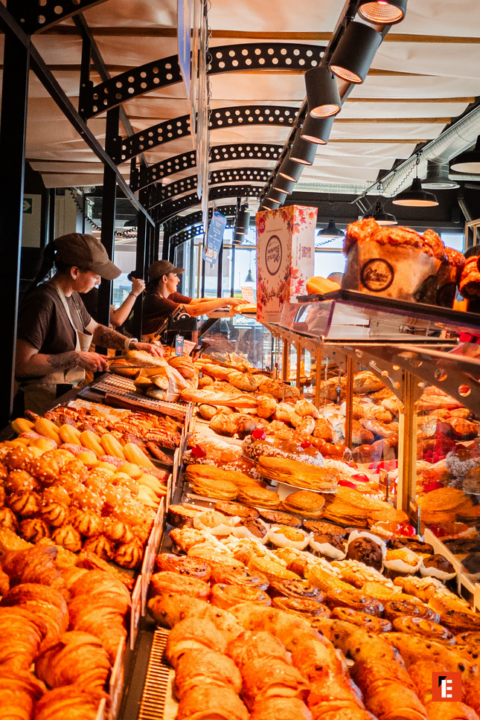 pain sur des grilles