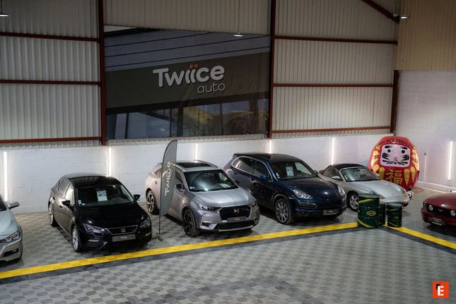 franchise twiice auto 16