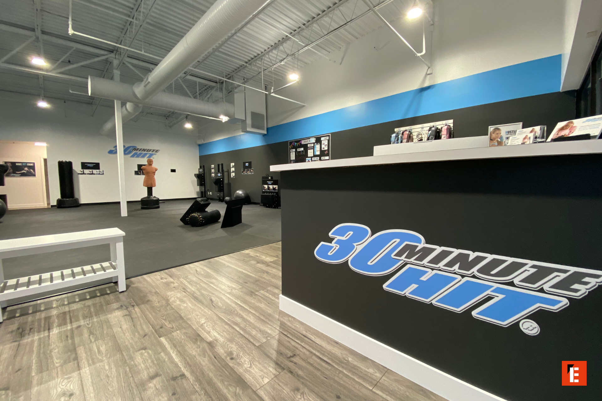 30 minute hit studio reception