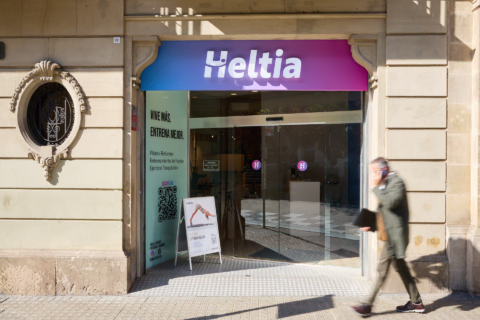 fachada heltia: estudio de pilates y bienestar