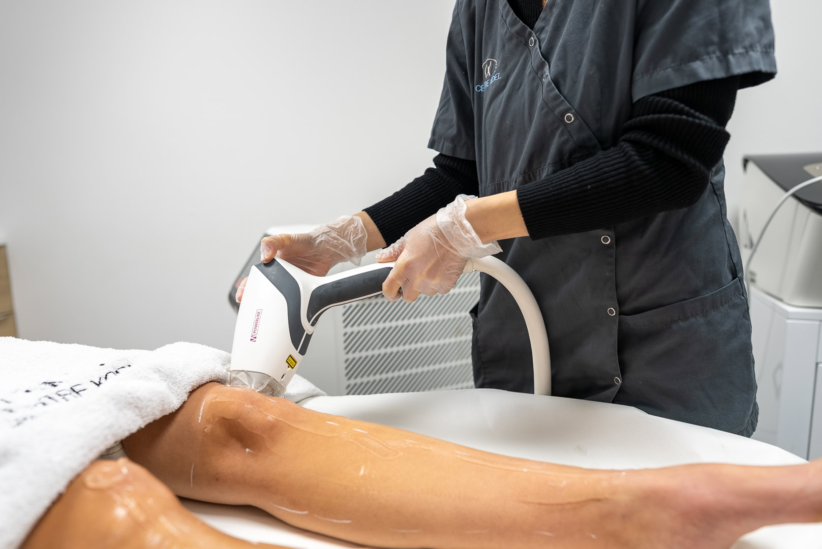 image background centre koel