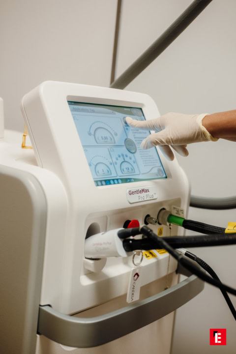 soin laser du visage en clinique esthétique