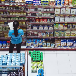 employé dans un supermarché