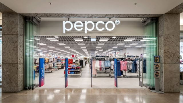 vetrina di un negozio pepco