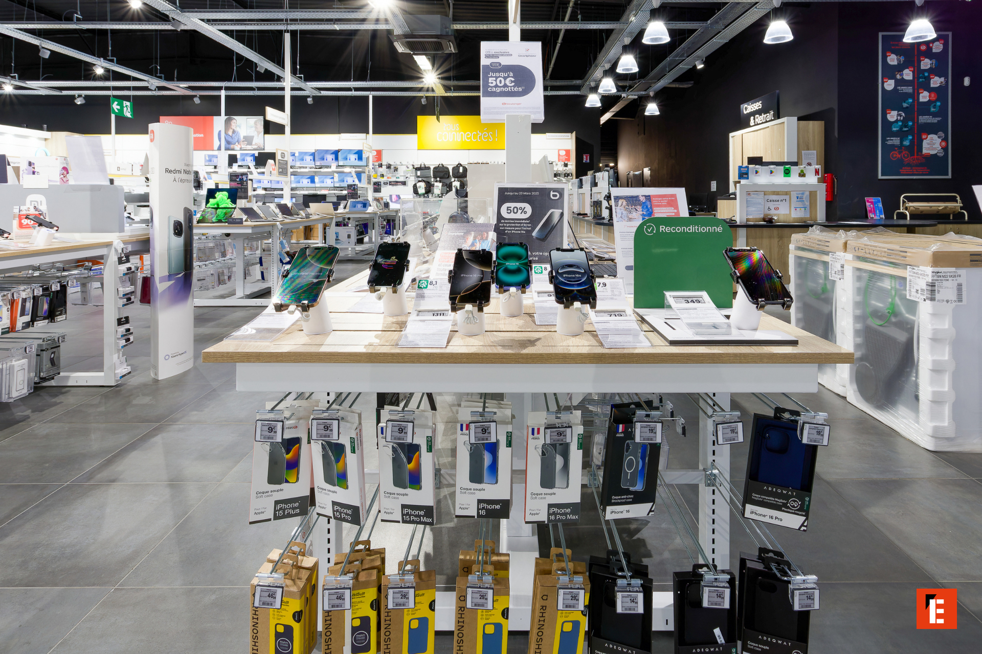 boutique smartphones présentoir et accessoires reconditionnés