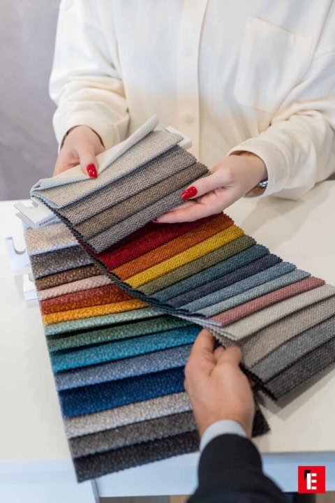 campionario tessuti per arredamento: colori e trame