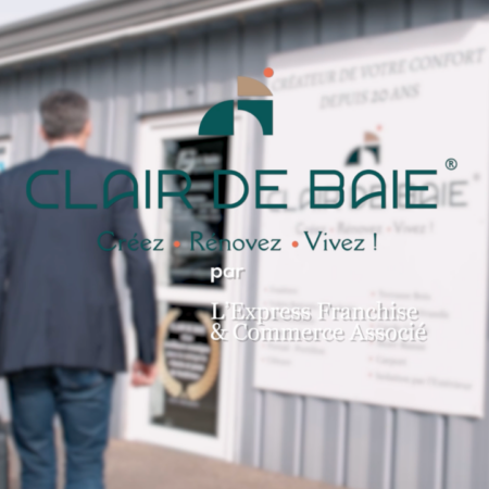 façade clair de baie — enseigne et entrée