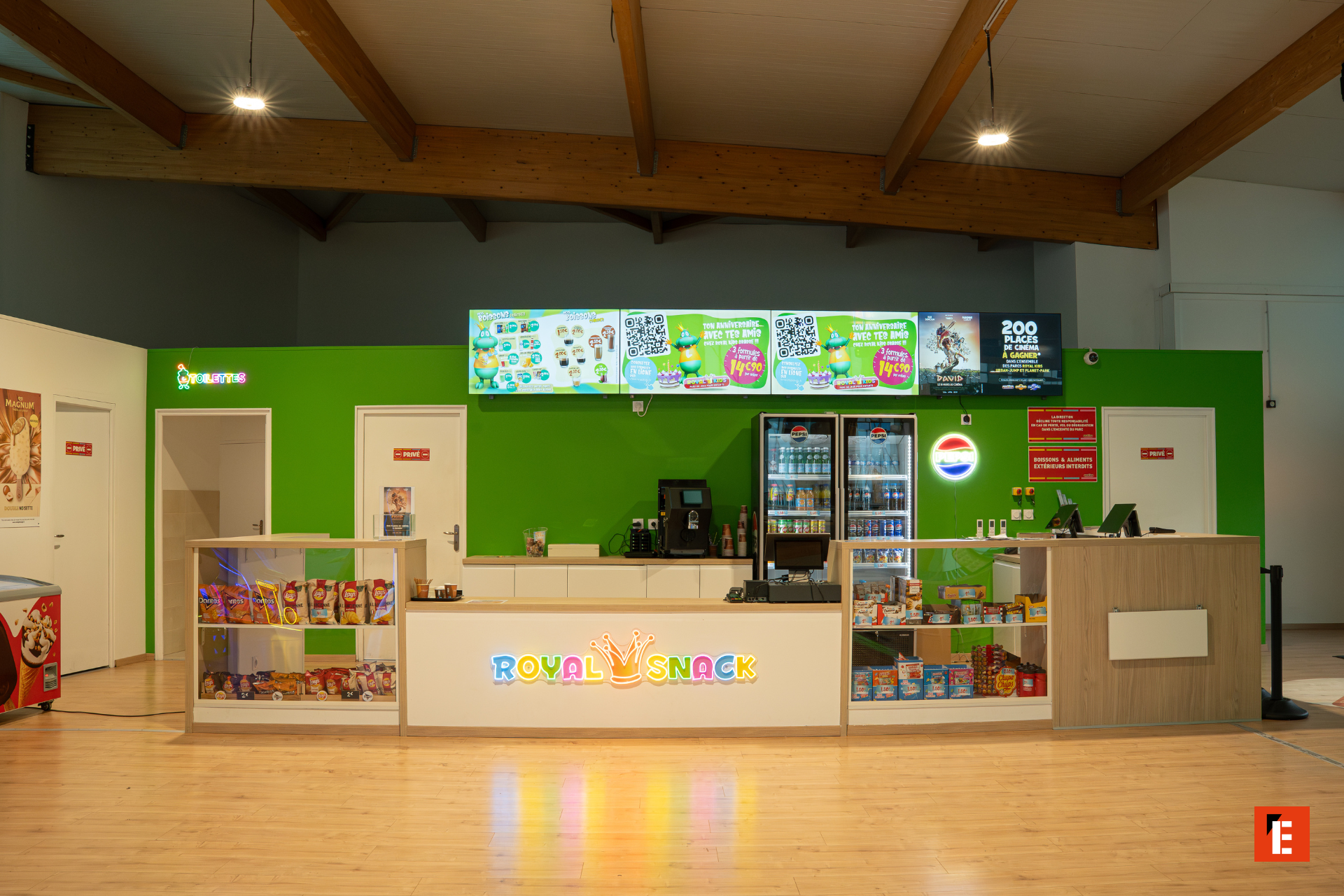 comptoir royal snack de cinéma : boissons et snacks