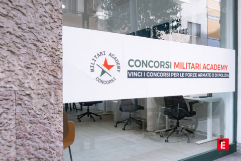 vetrina accademia concorsi militari e polizia