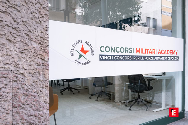 vetrina accademia concorsi militari e polizia