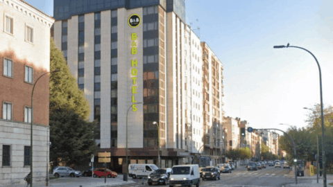 edificio hotel b&b