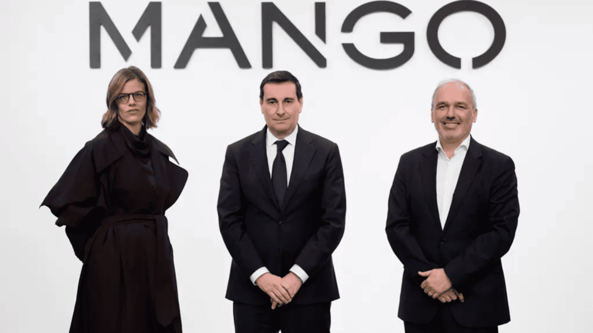 ejecutivos de mango con logo mango