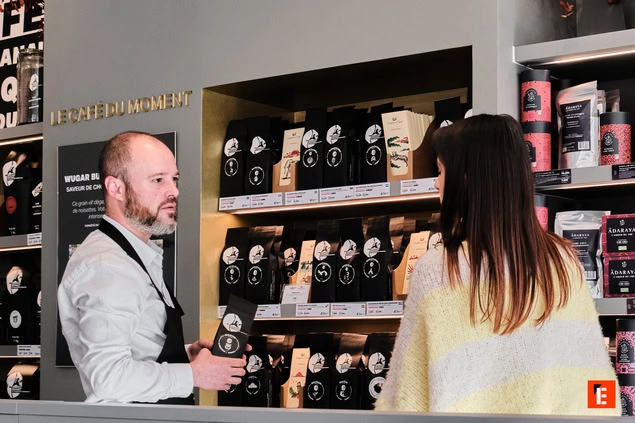 conseils de barista en boutique de torréfaction