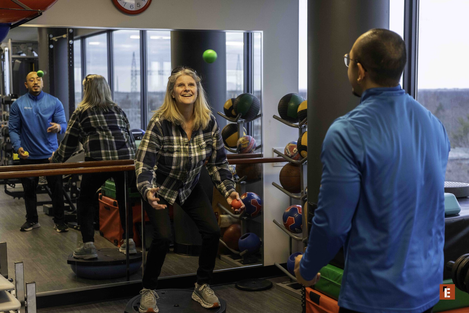 entraînement dÉquilibre et jonglage en physiothérapie