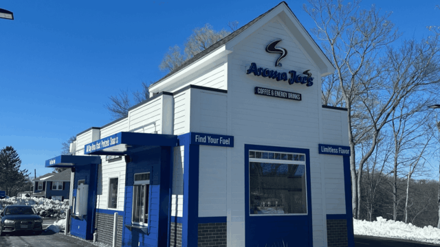 front of an aroma joe's location