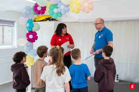 childrens pastel balloon workshop with instructors