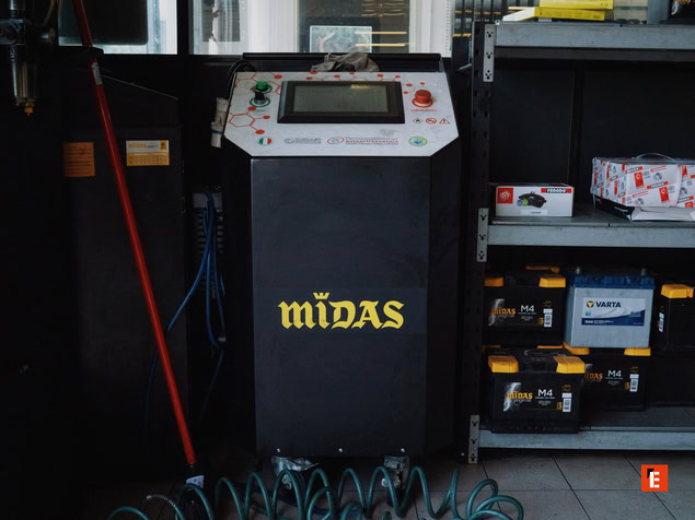 banco diagnostico midas con batterie varta