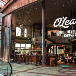 olearys sportsbar: mezzanin, bowling und bar