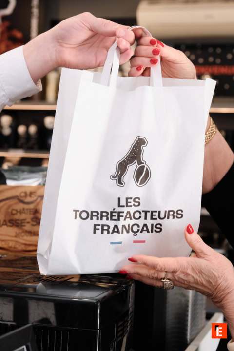 remise dun sac les torréfacteurs français en boutique