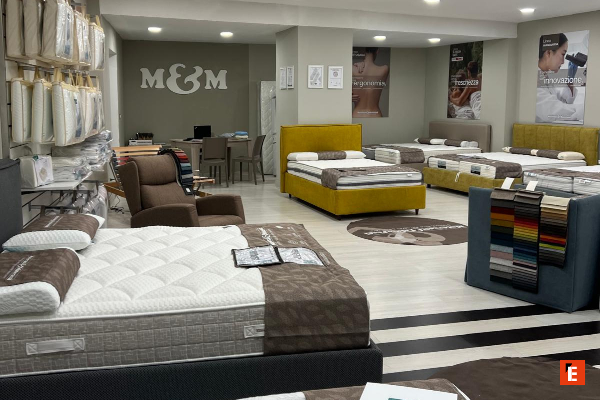 showroom materassi: letti, campioni tessuto e consulenza