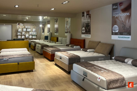showroom materassi: esposizione letti e accessori