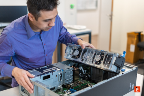 maintenance serveur : retrait du module de ventilation