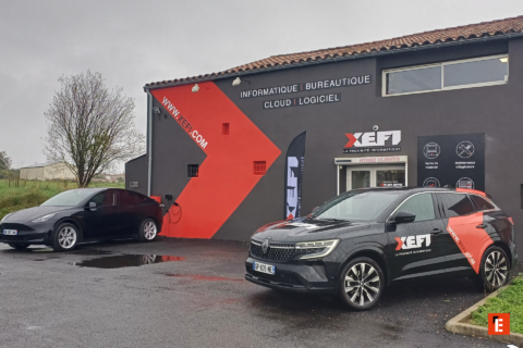 boutique xefi et voiture Électrique en recharge
