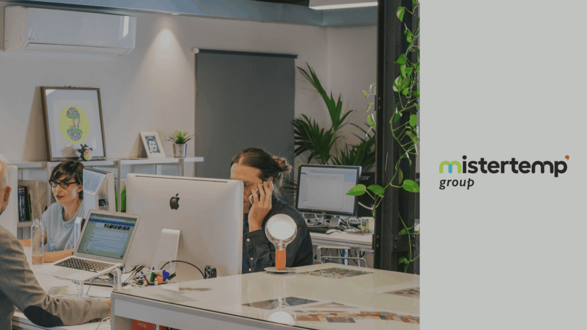 modernes büro und teamwork bei mistertemp group