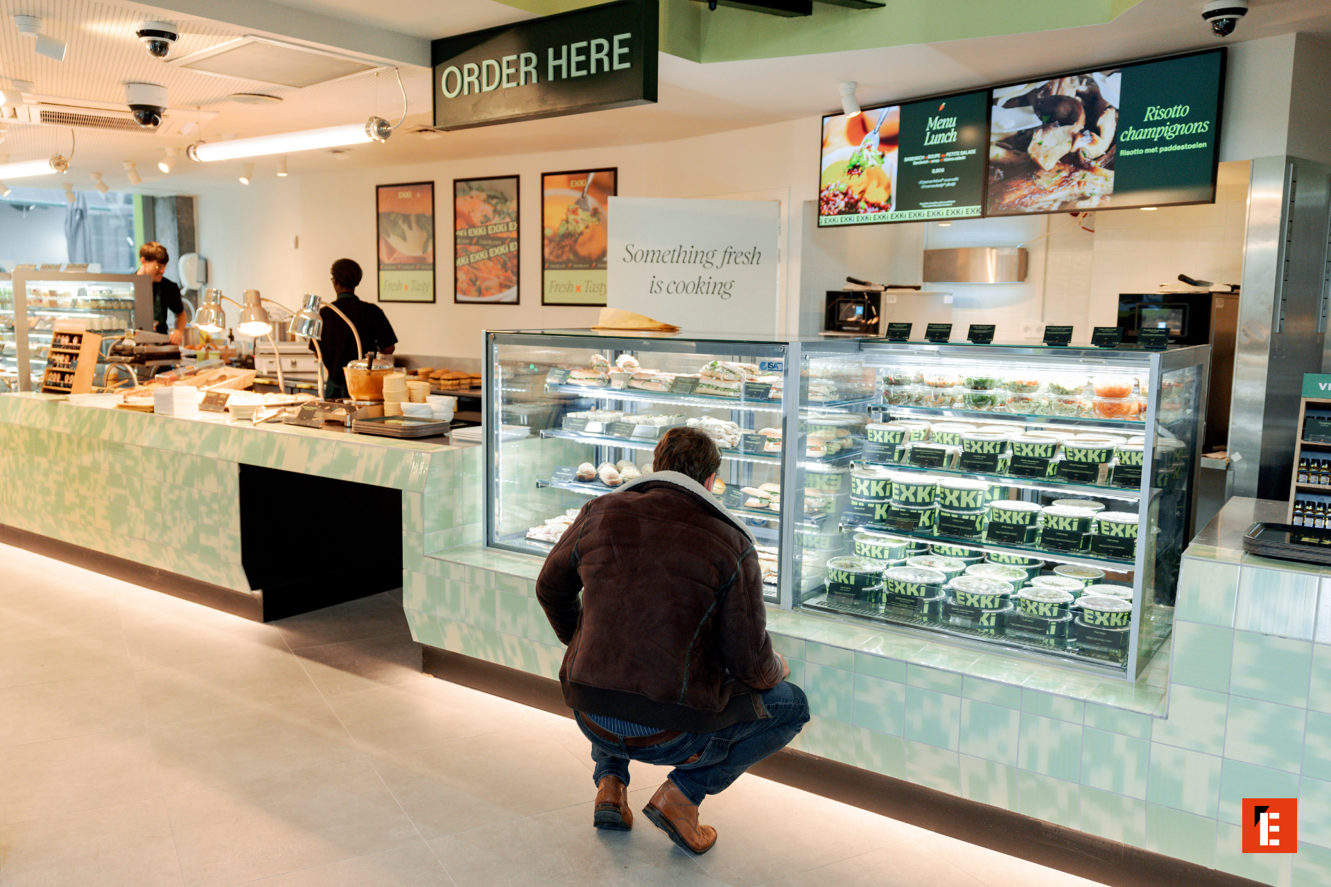 café À emporter : plats frais et service rapide