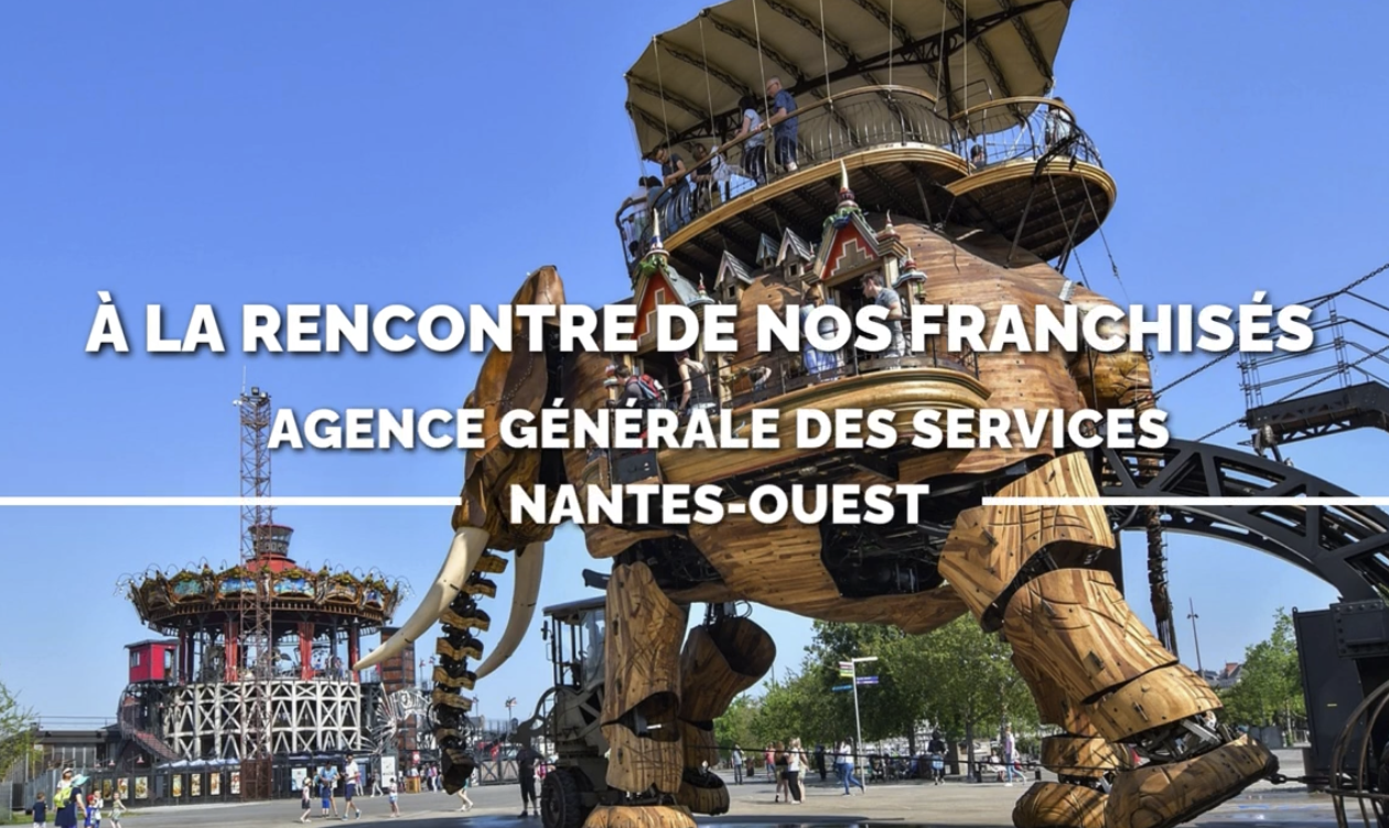 Éléphant mécanique géant à nantes ouest