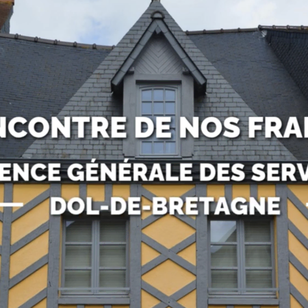 façade jaune à colombages de dol de bretagne