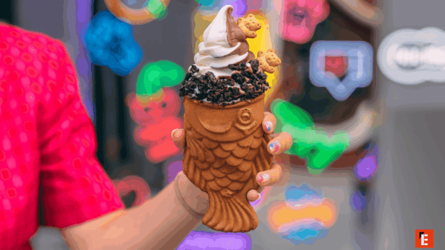 cono taiyaki con espiral vainilla y chocolate