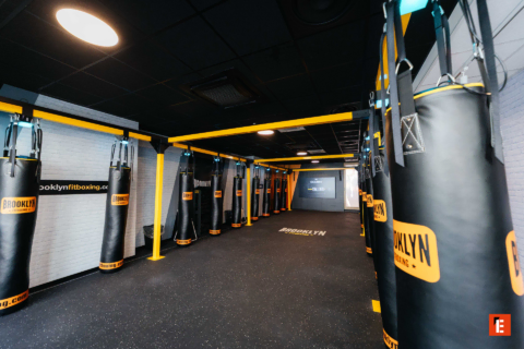 palestra di boxe moderna con sacchi brooklyn