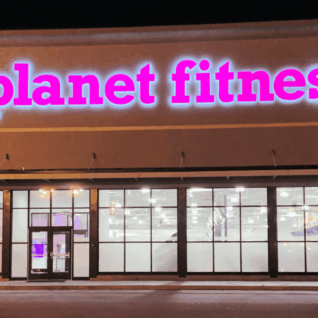 planet fitness logo