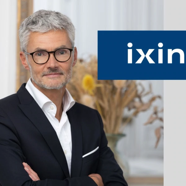 portrait exécutif du dirigeant ixina