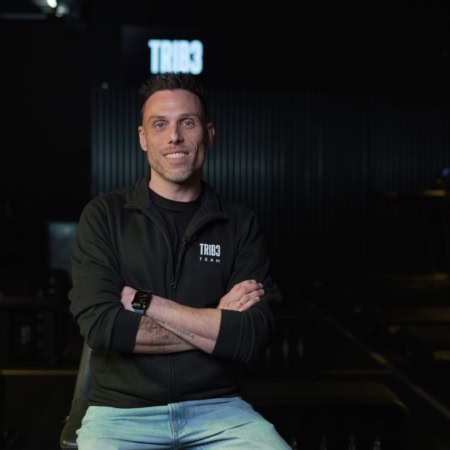 entrenador personal trib3 en estudio fitness